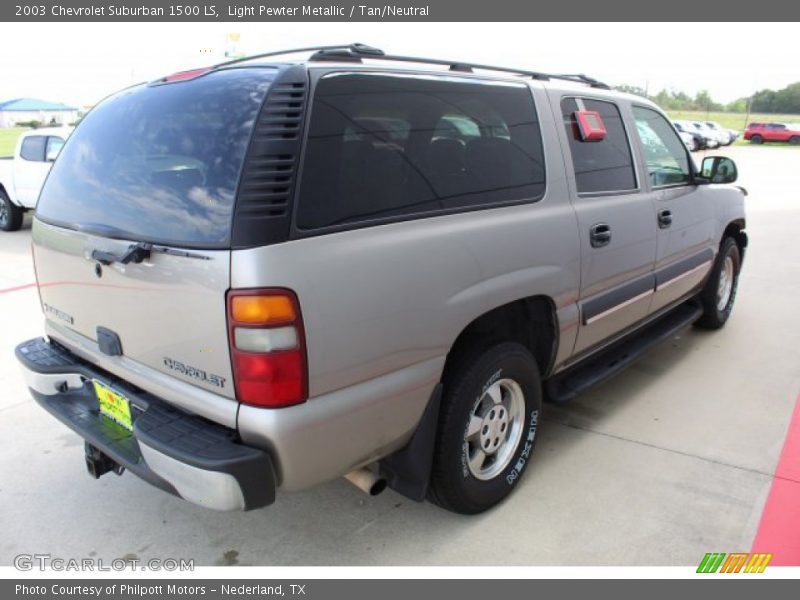 Light Pewter Metallic / Tan/Neutral 2003 Chevrolet Suburban 1500 LS