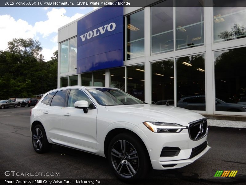Crystal White Metallic / Blonde 2019 Volvo XC60 T6 AWD Momentum