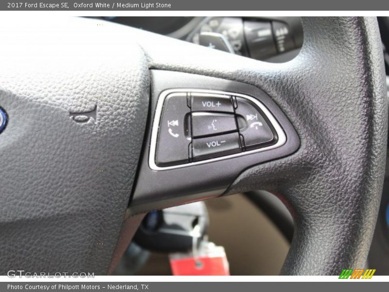Oxford White / Medium Light Stone 2017 Ford Escape SE