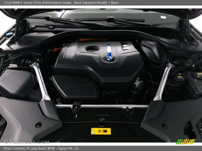 Black Sapphire Metallic / Black 2019 BMW 5 Series 530e iPerformance Sedan