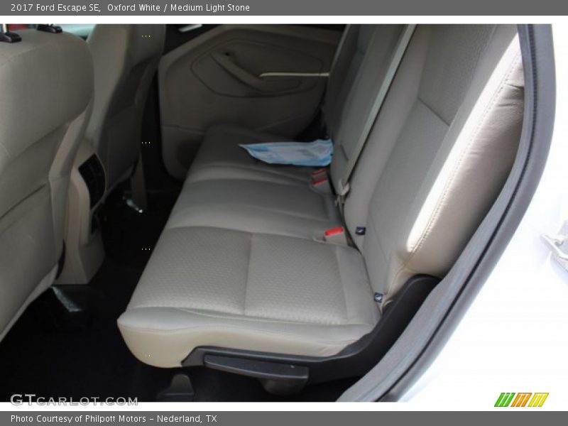 Oxford White / Medium Light Stone 2017 Ford Escape SE