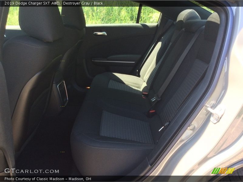 Destroyer Gray / Black 2019 Dodge Charger SXT AWD