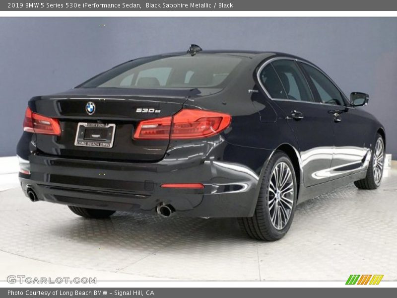 Black Sapphire Metallic / Black 2019 BMW 5 Series 530e iPerformance Sedan