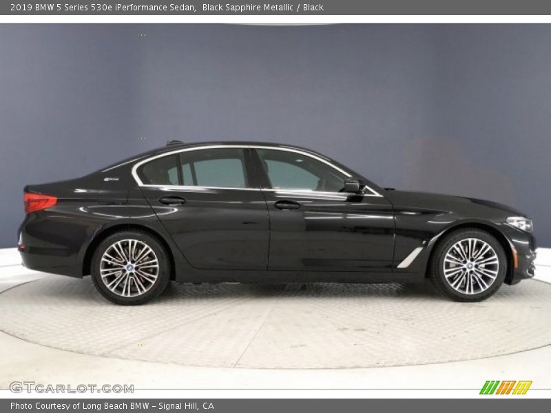 Black Sapphire Metallic / Black 2019 BMW 5 Series 530e iPerformance Sedan