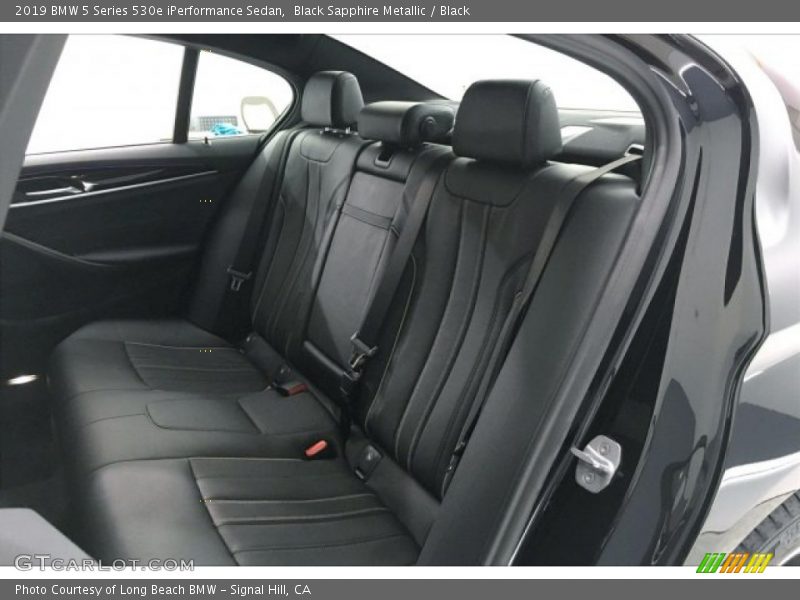Black Sapphire Metallic / Black 2019 BMW 5 Series 530e iPerformance Sedan