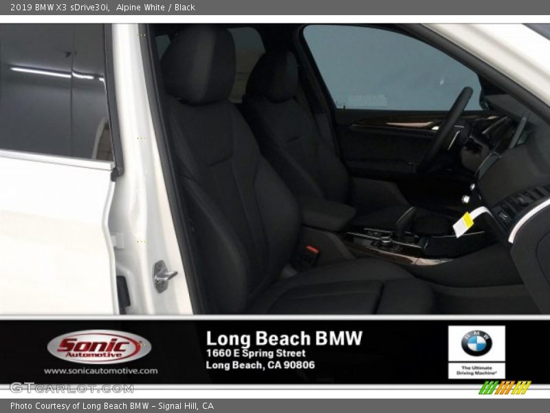 Alpine White / Black 2019 BMW X3 sDrive30i