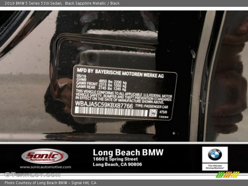 Black Sapphire Metallic / Black 2019 BMW 5 Series 530i Sedan