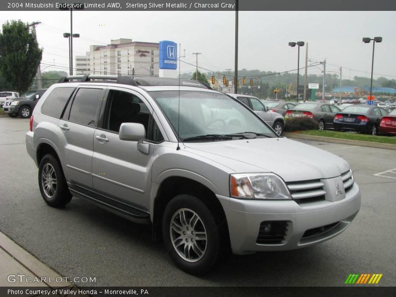 Sterling Silver Metallic / Charcoal Gray 2004 Mitsubishi Endeavor Limited AWD