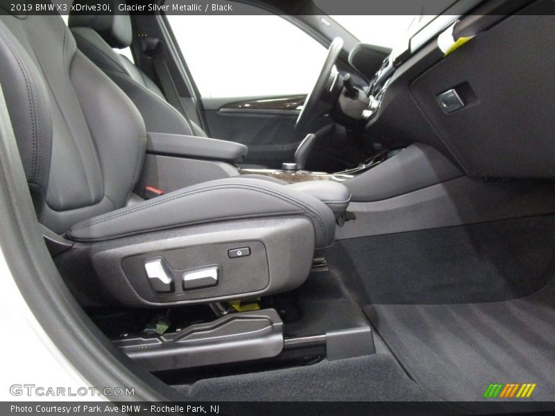 Glacier Silver Metallic / Black 2019 BMW X3 xDrive30i