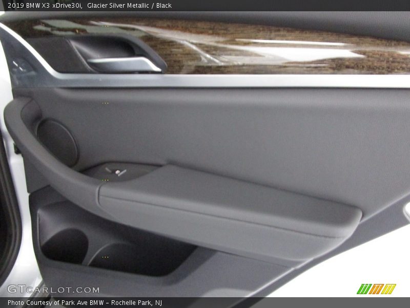 Glacier Silver Metallic / Black 2019 BMW X3 xDrive30i