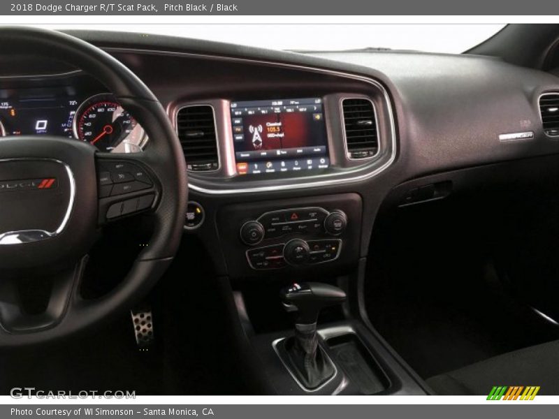 Pitch Black / Black 2018 Dodge Charger R/T Scat Pack