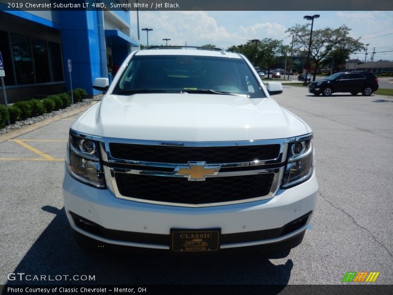 Summit White / Jet Black 2019 Chevrolet Suburban LT 4WD