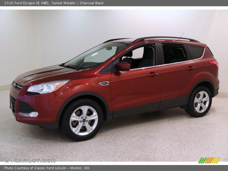 Sunset Metallic / Charcoal Black 2016 Ford Escape SE 4WD