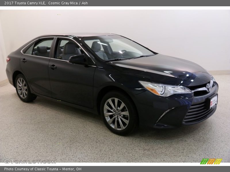 Cosmic Gray Mica / Ash 2017 Toyota Camry XLE