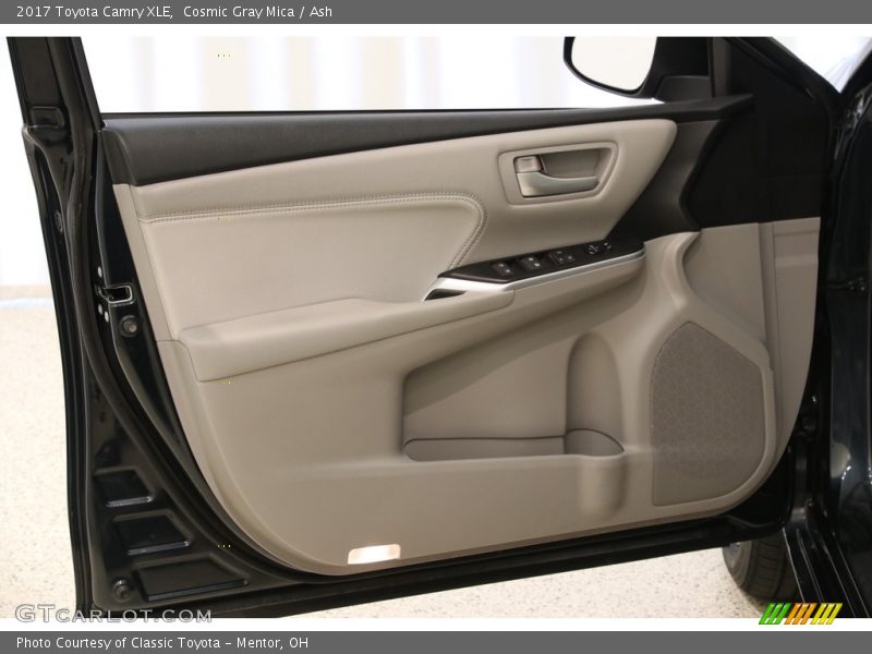 Cosmic Gray Mica / Ash 2017 Toyota Camry XLE