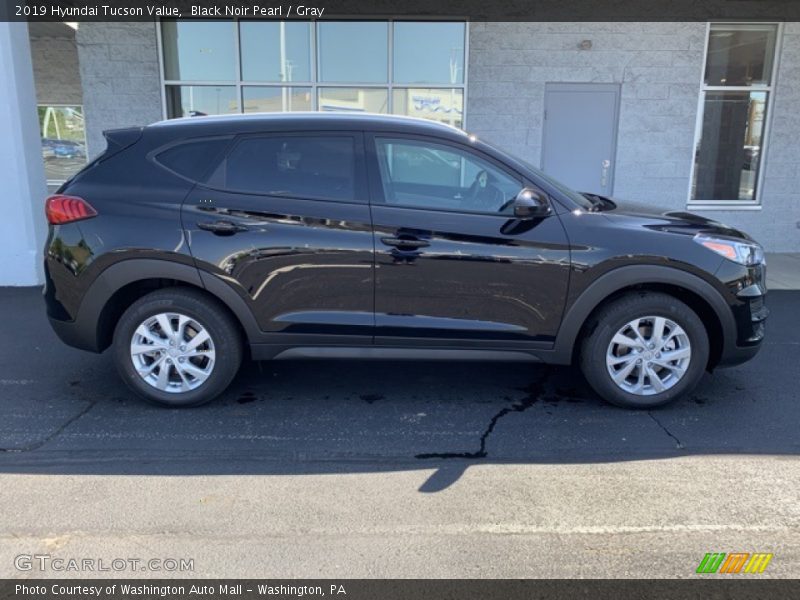Black Noir Pearl / Gray 2019 Hyundai Tucson Value