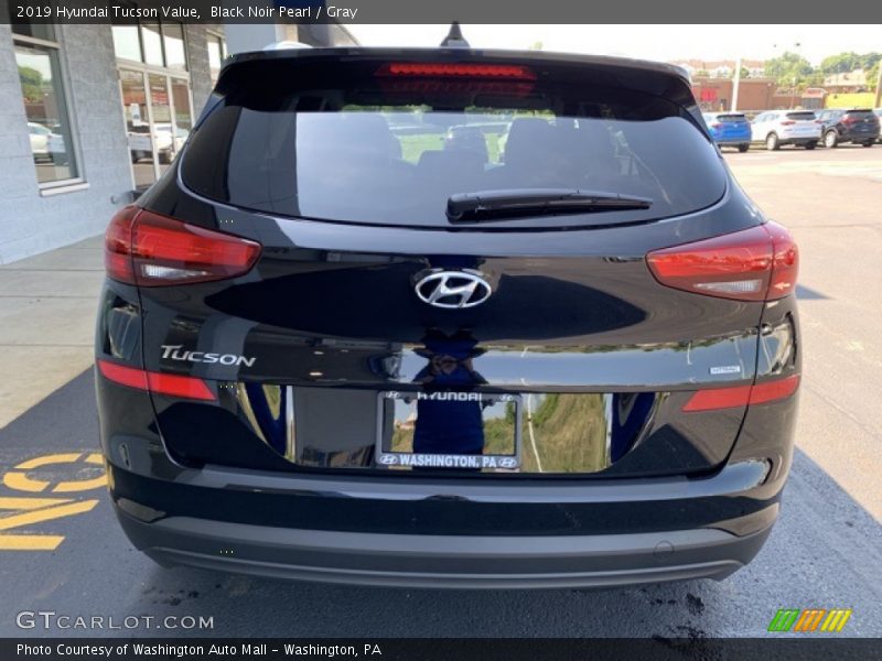 Black Noir Pearl / Gray 2019 Hyundai Tucson Value