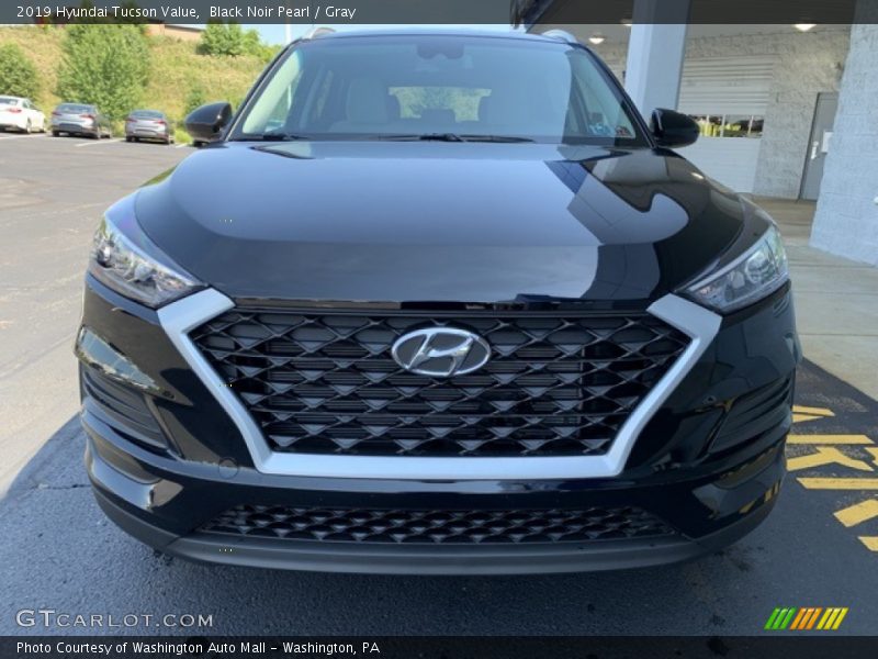 Black Noir Pearl / Gray 2019 Hyundai Tucson Value
