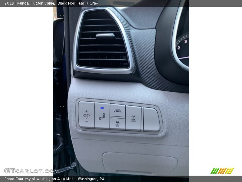 Black Noir Pearl / Gray 2019 Hyundai Tucson Value