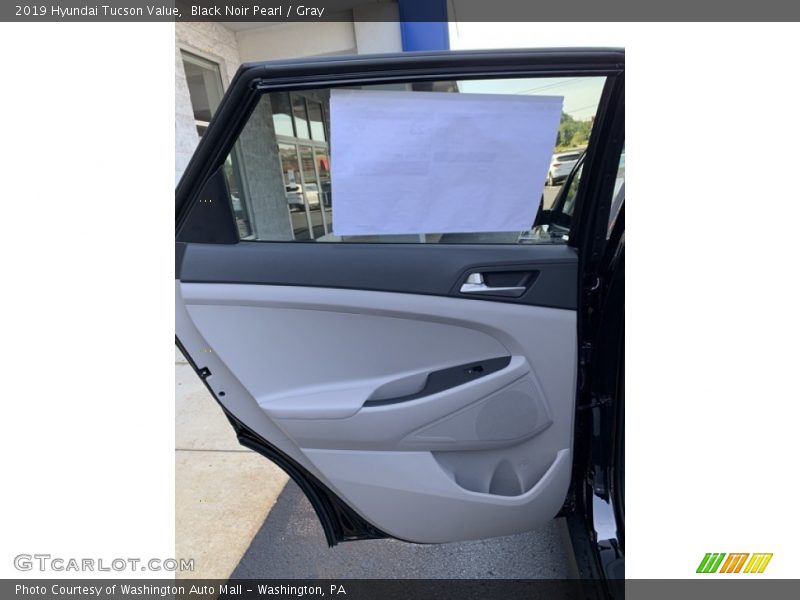 Black Noir Pearl / Gray 2019 Hyundai Tucson Value