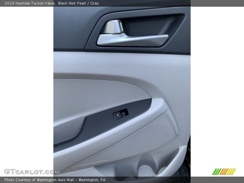 Black Noir Pearl / Gray 2019 Hyundai Tucson Value