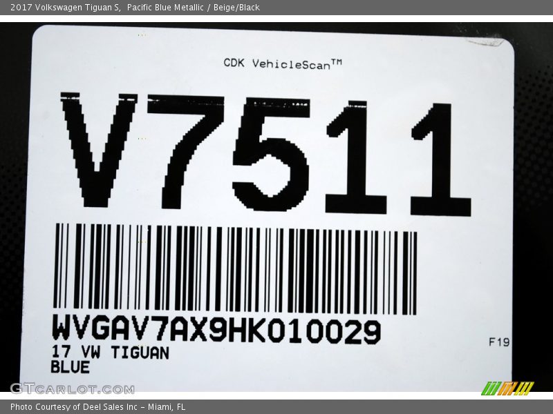 Pacific Blue Metallic / Beige/Black 2017 Volkswagen Tiguan S