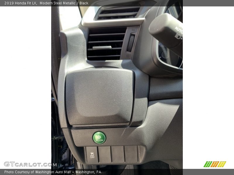 Modern Steel Metallic / Black 2019 Honda Fit LX