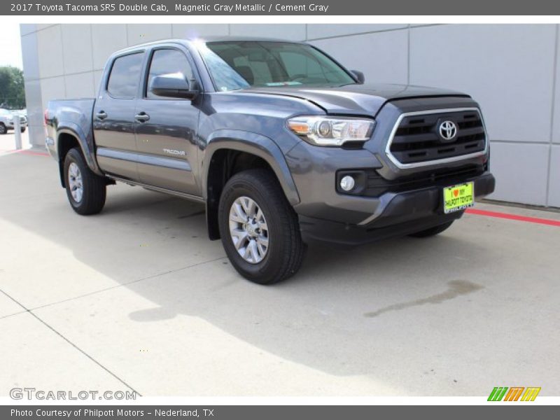 Magnetic Gray Metallic / Cement Gray 2017 Toyota Tacoma SR5 Double Cab