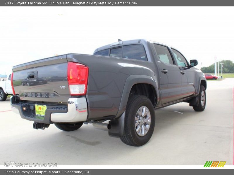 Magnetic Gray Metallic / Cement Gray 2017 Toyota Tacoma SR5 Double Cab