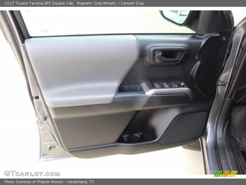 Magnetic Gray Metallic / Cement Gray 2017 Toyota Tacoma SR5 Double Cab