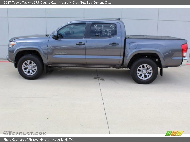 Magnetic Gray Metallic / Cement Gray 2017 Toyota Tacoma SR5 Double Cab