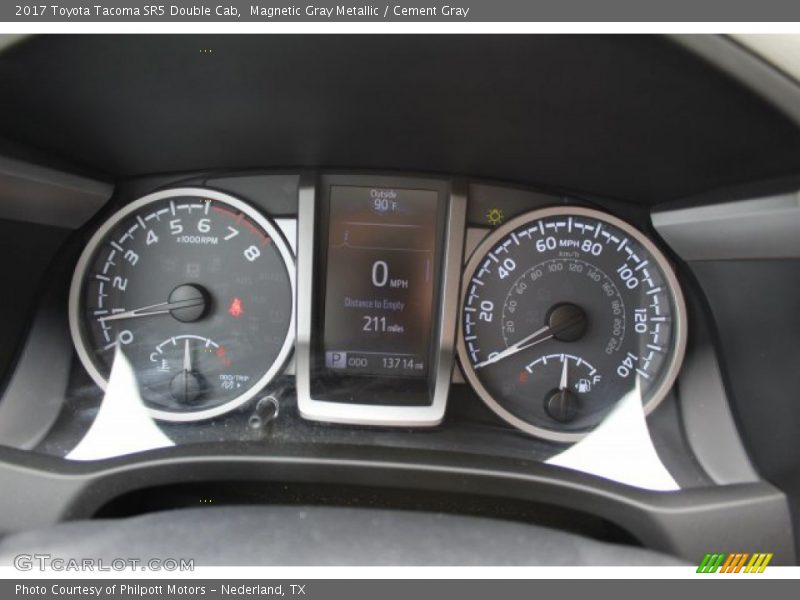 Magnetic Gray Metallic / Cement Gray 2017 Toyota Tacoma SR5 Double Cab