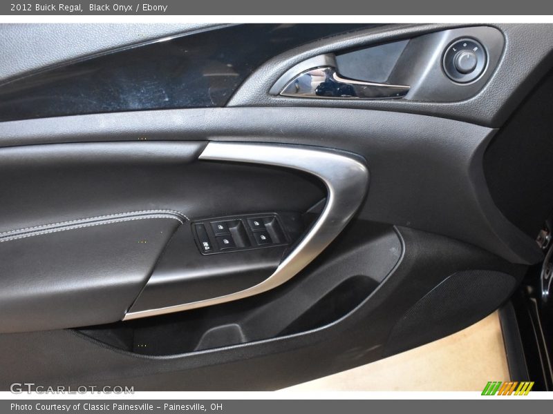 Black Onyx / Ebony 2012 Buick Regal