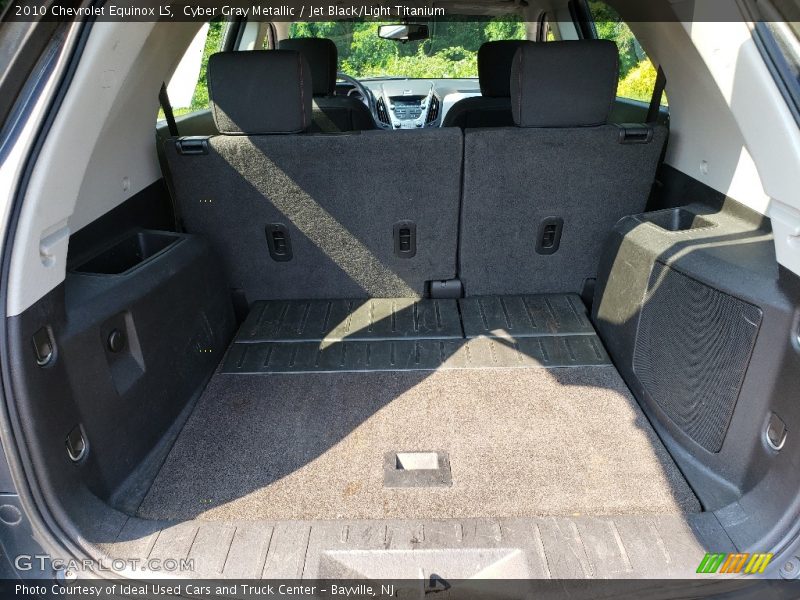 Cyber Gray Metallic / Jet Black/Light Titanium 2010 Chevrolet Equinox LS