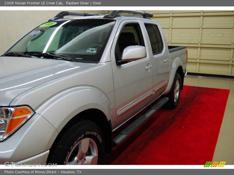 Radiant Silver / Steel 2008 Nissan Frontier LE Crew Cab