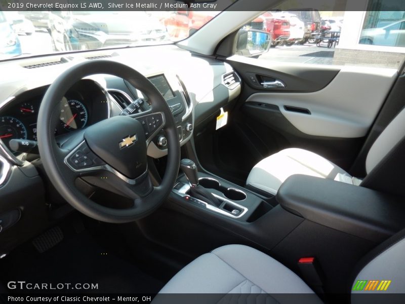 Silver Ice Metallic / Medium Ash Gray 2019 Chevrolet Equinox LS AWD
