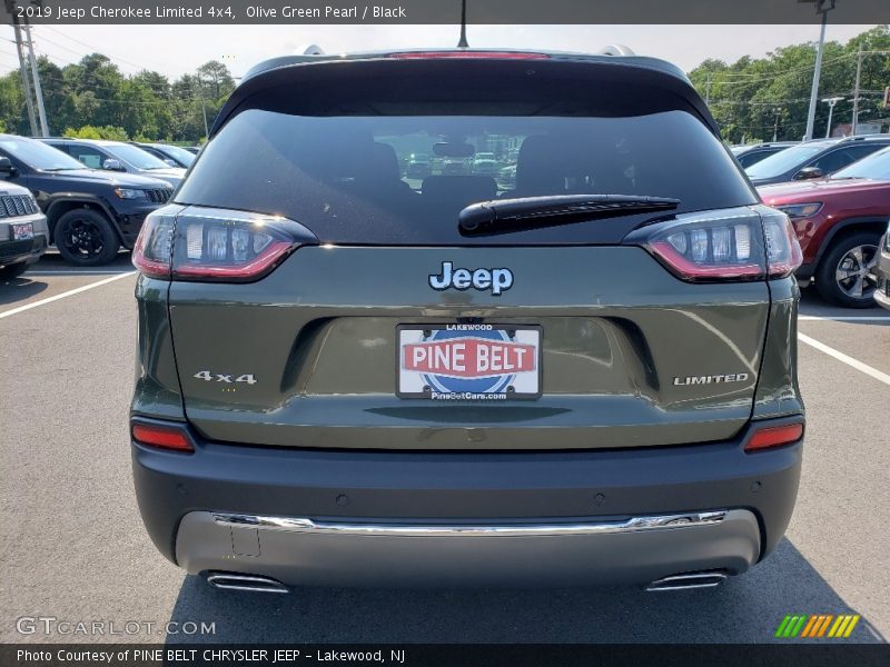 Olive Green Pearl / Black 2019 Jeep Cherokee Limited 4x4