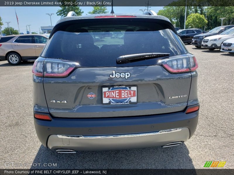 Sting-Gray / Black/Ski Grey 2019 Jeep Cherokee Limited 4x4