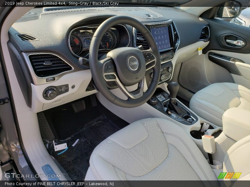 Sting-Gray / Black/Ski Grey 2019 Jeep Cherokee Limited 4x4