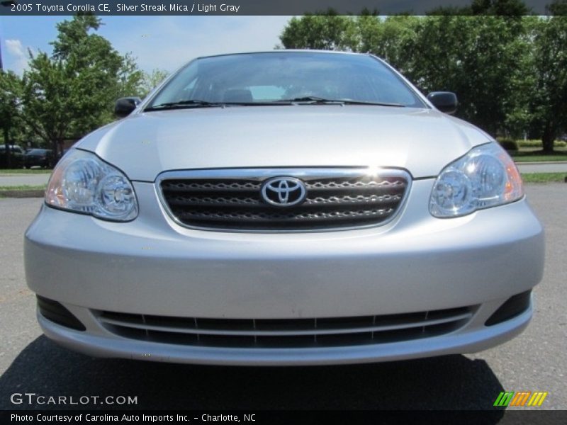 Silver Streak Mica / Light Gray 2005 Toyota Corolla CE