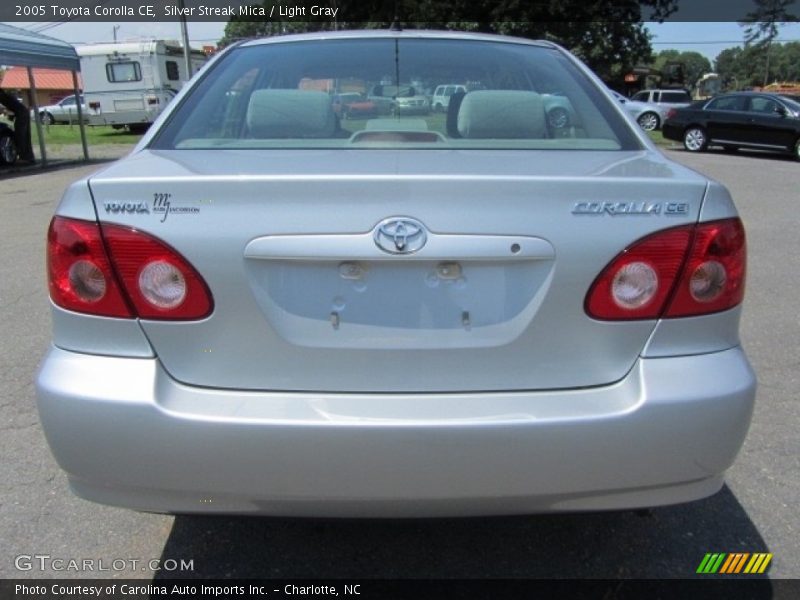 Silver Streak Mica / Light Gray 2005 Toyota Corolla CE