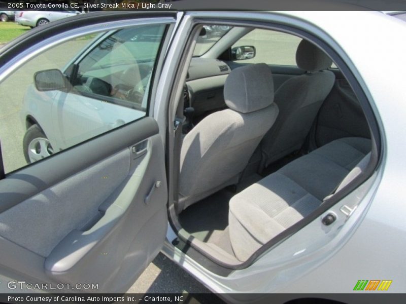 Silver Streak Mica / Light Gray 2005 Toyota Corolla CE