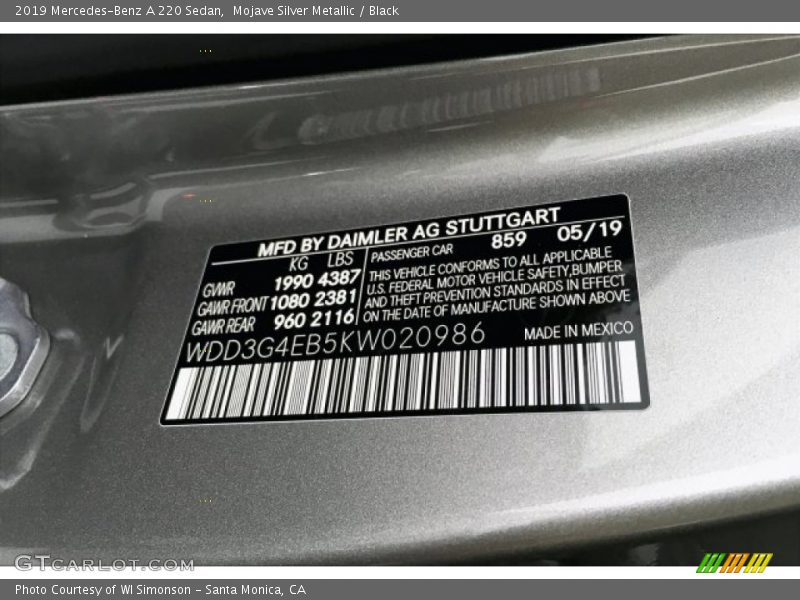 Mojave Silver Metallic / Black 2019 Mercedes-Benz A 220 Sedan