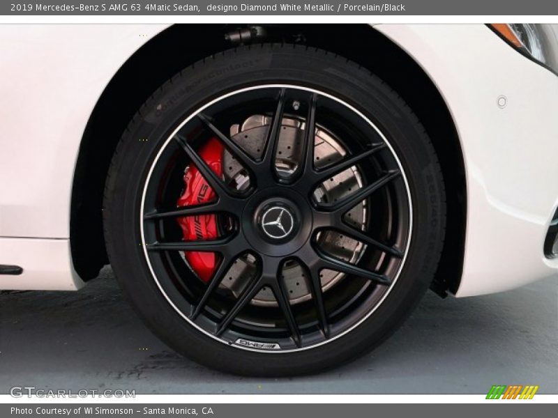 designo Diamond White Metallic / Porcelain/Black 2019 Mercedes-Benz S AMG 63 4Matic Sedan