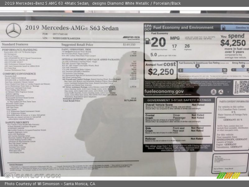 designo Diamond White Metallic / Porcelain/Black 2019 Mercedes-Benz S AMG 63 4Matic Sedan