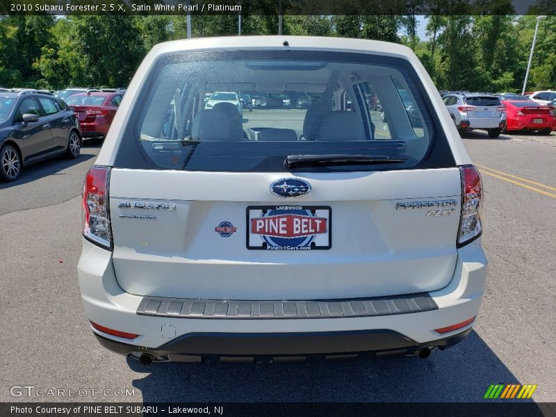 Satin White Pearl / Platinum 2010 Subaru Forester 2.5 X