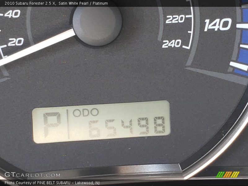 Satin White Pearl / Platinum 2010 Subaru Forester 2.5 X