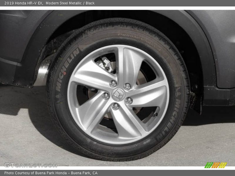 Modern Steel Metallic / Black 2019 Honda HR-V EX