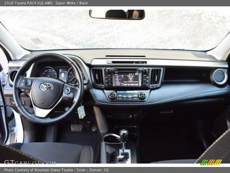 Super White / Black 2018 Toyota RAV4 XLE AWD