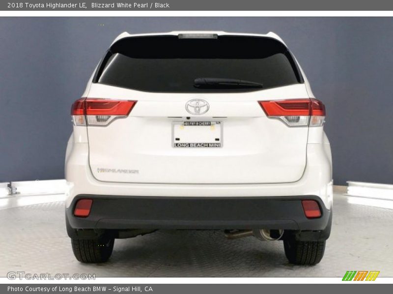Blizzard White Pearl / Black 2018 Toyota Highlander LE